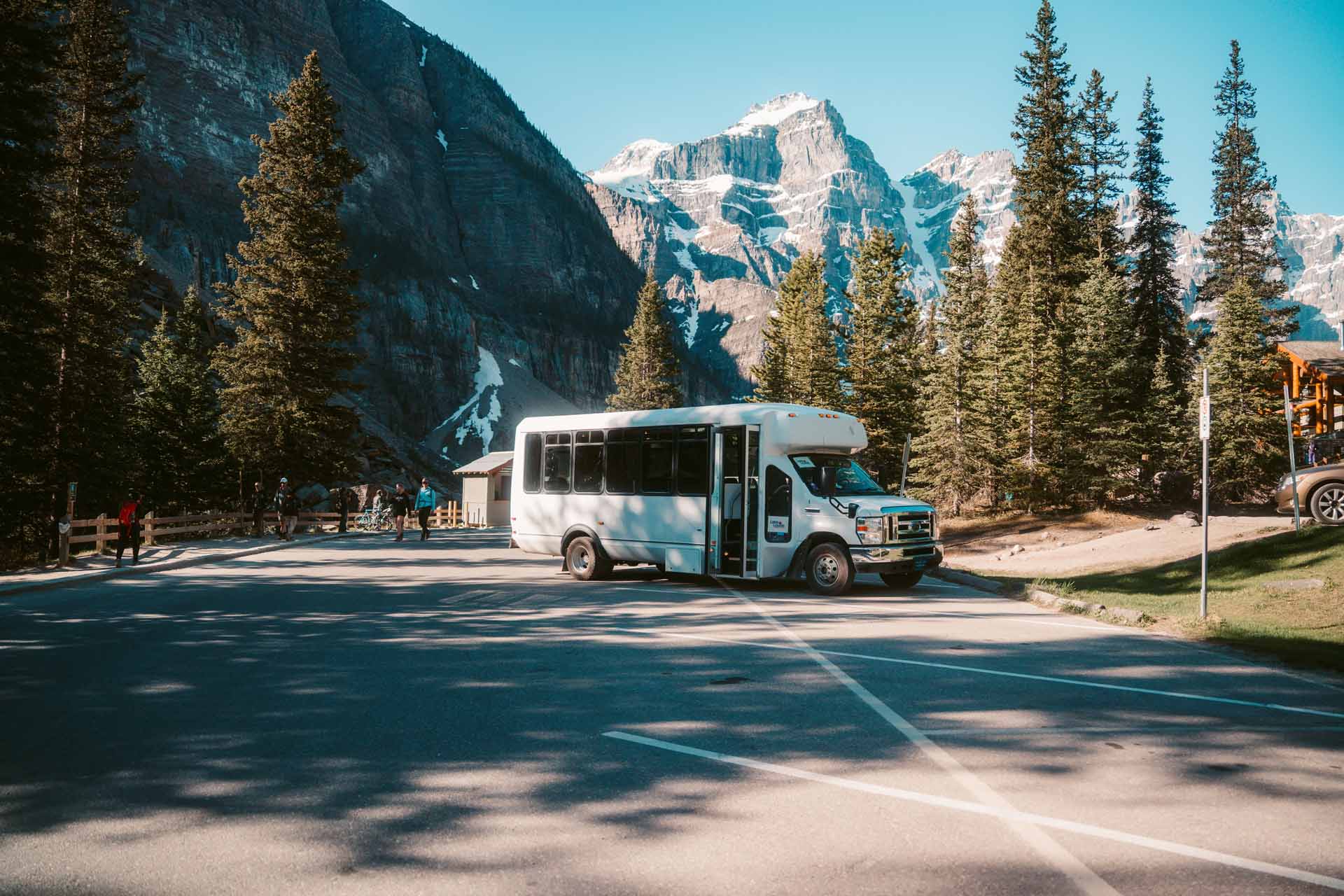 LAKESHORE SHUTTLES OPEN!